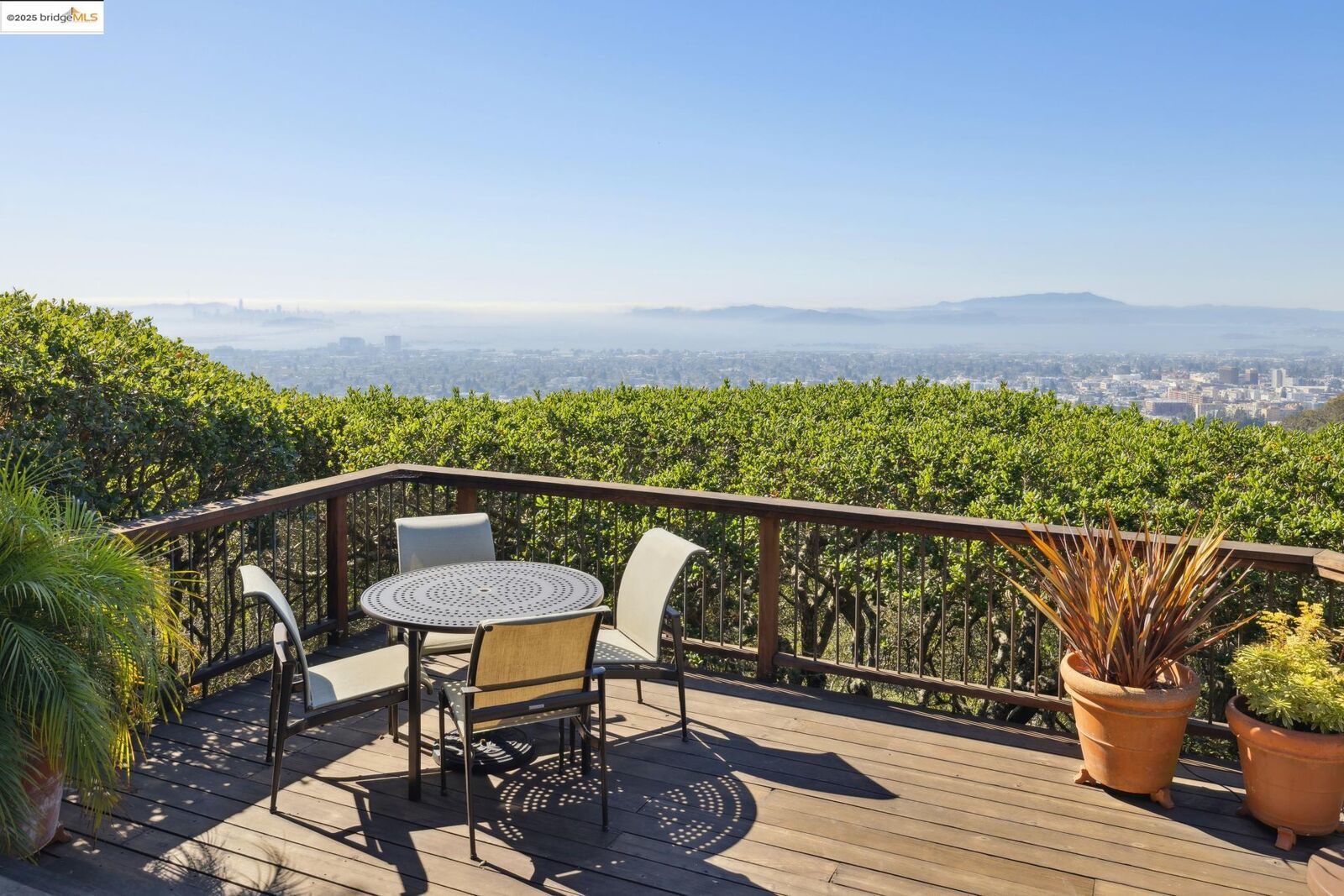 Property Photo:  830 Alvarado Rd  CA 94705