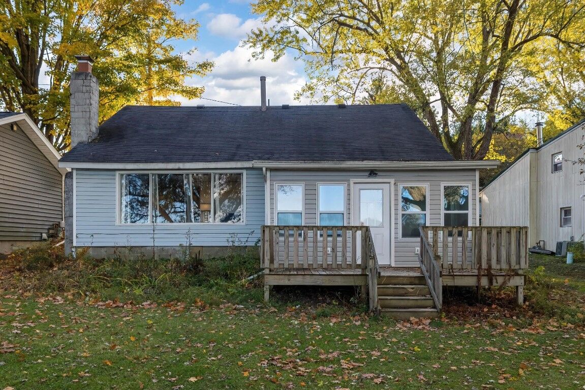 Property Photo: 12241 Lakeview Drive PA 16412