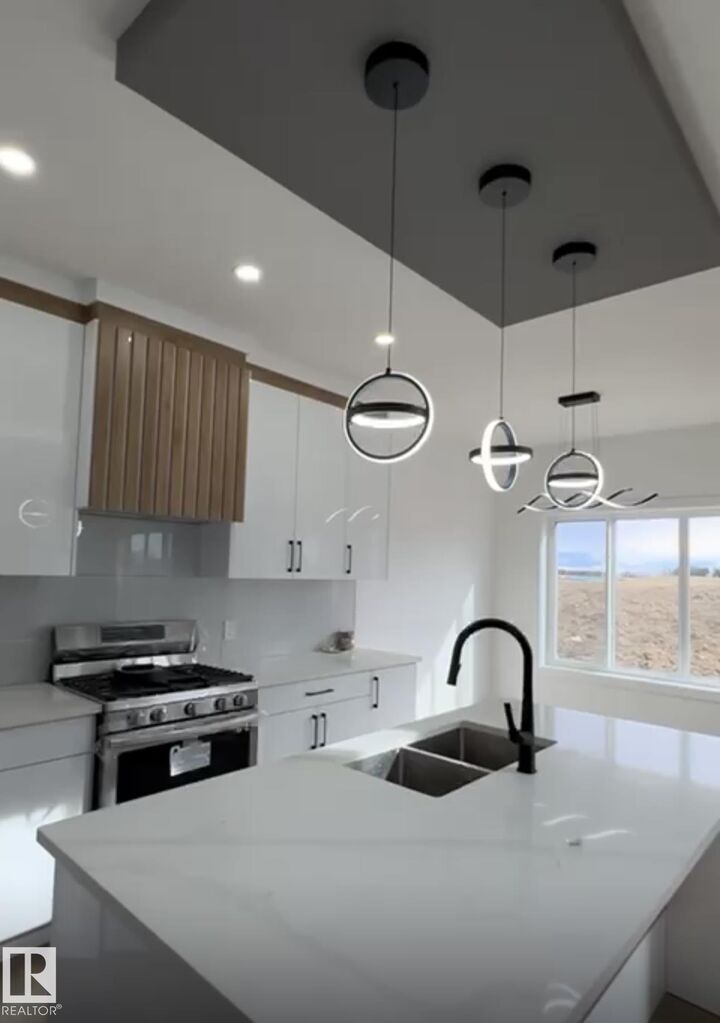 3905 36 Street  Beaumont AB T4X 3H2 photo