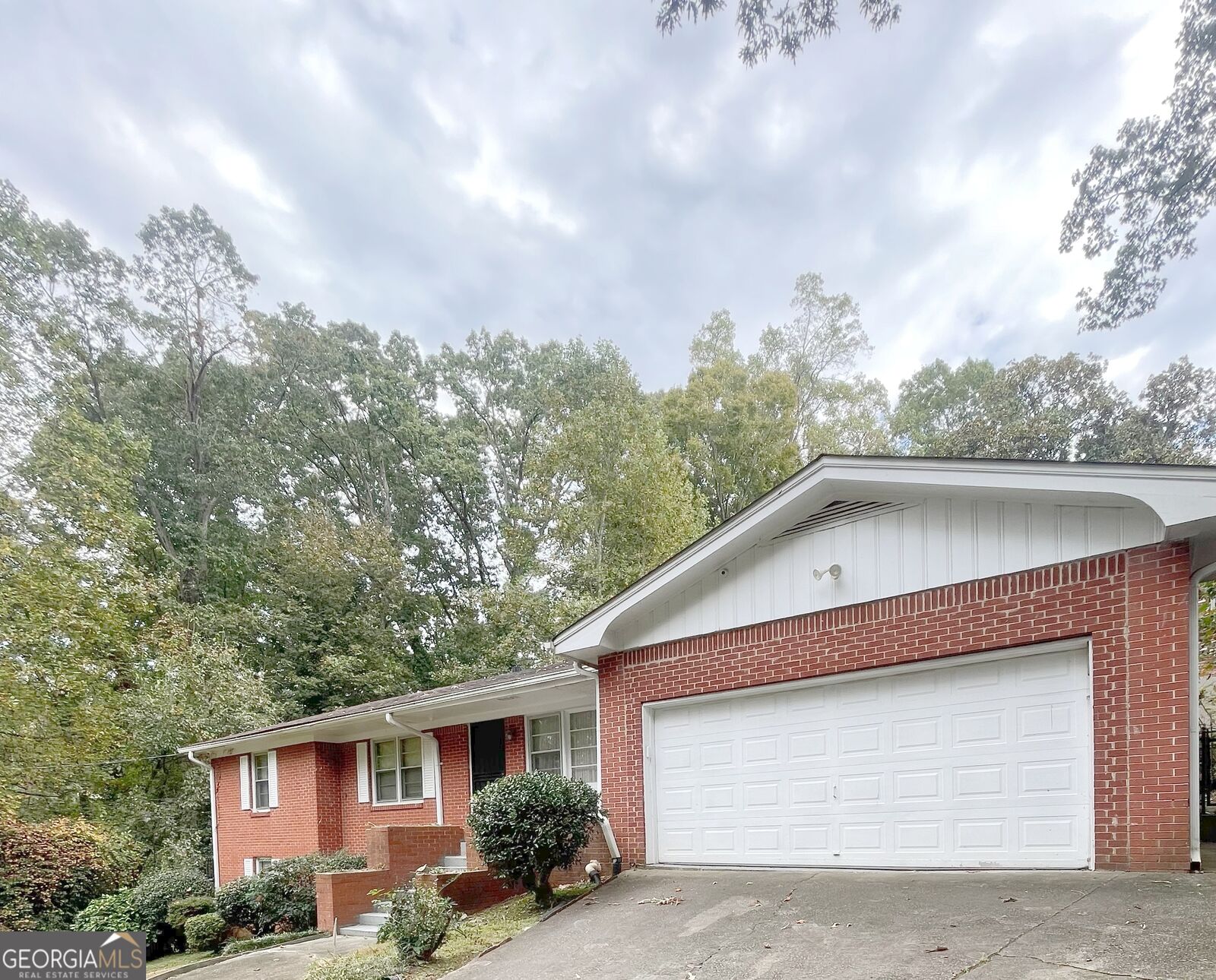Property Photo:  3801 Bretton Woods Road  GA 30032 