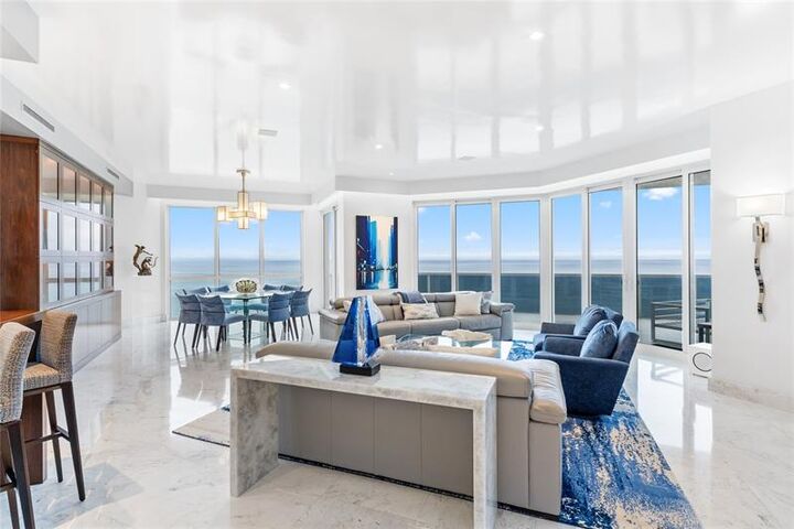 Property Photo:  3200 N Ocean Blvd Sph2609  FL 33308 