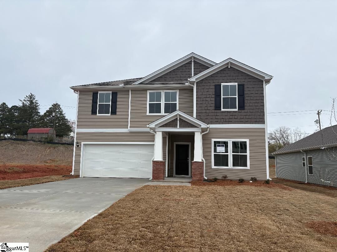 Property Photo:  136 Cedar Shoals Court  SC 29640 