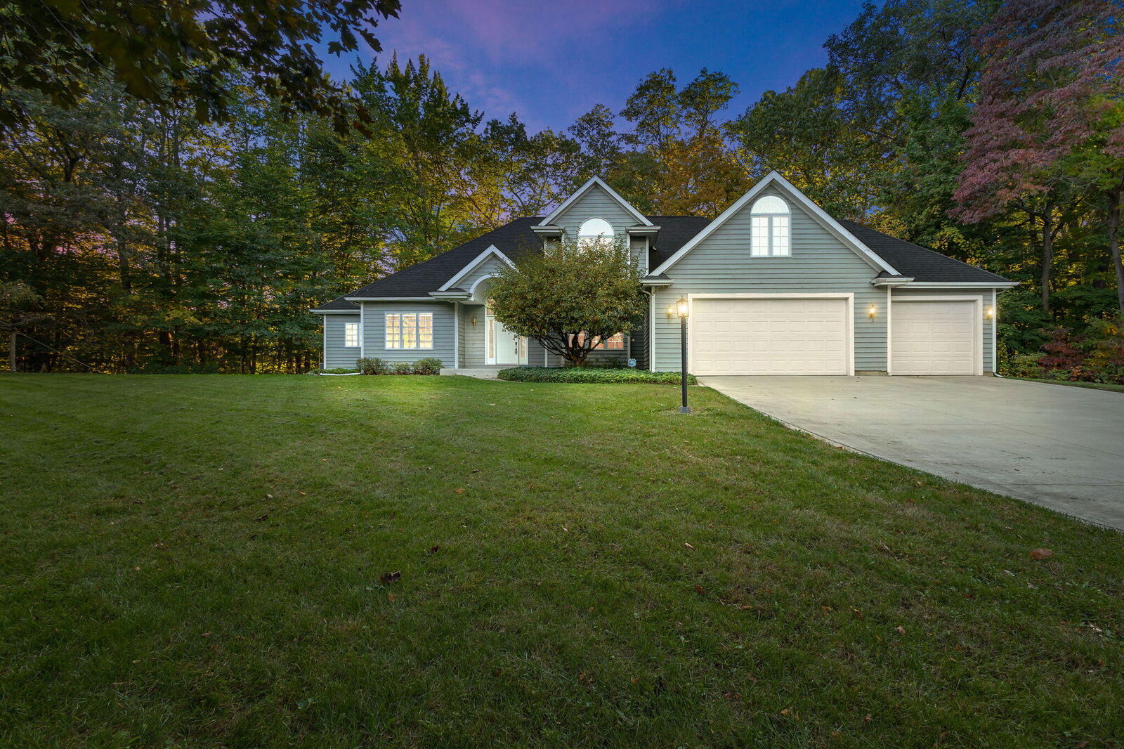 Property Photo:  7674 E Potato Hole Court  IN 46552 