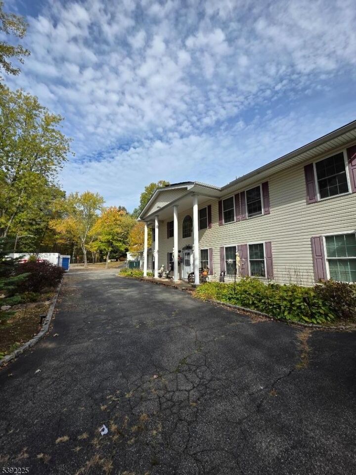 Property Photo:  255 Knoll Rd  NJ 07034 