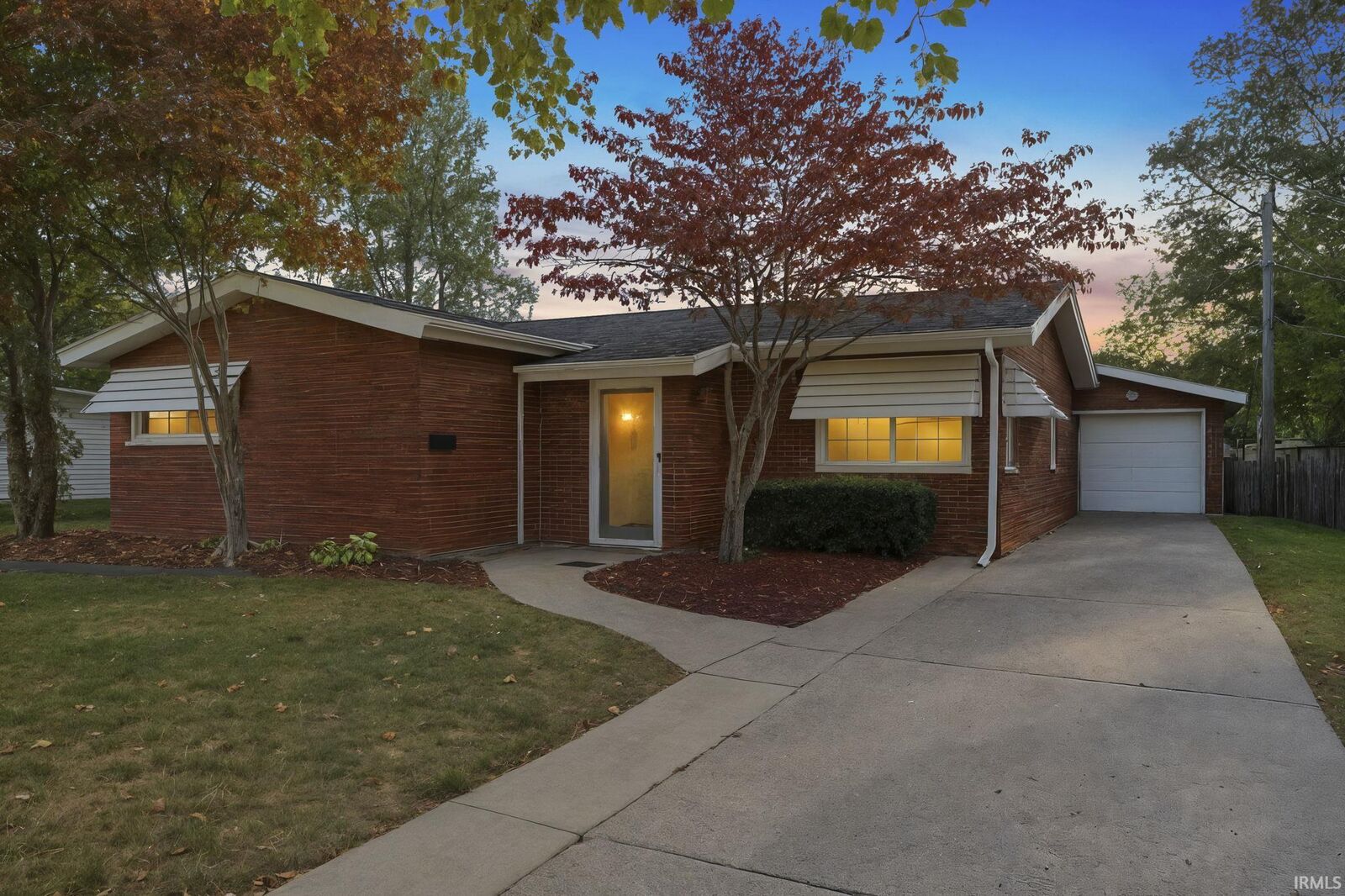 Property Photo: 2422 Stanford Avenue IN 46808-1962