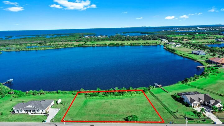 Property Photo: Gulf City Road 24 FL 33570