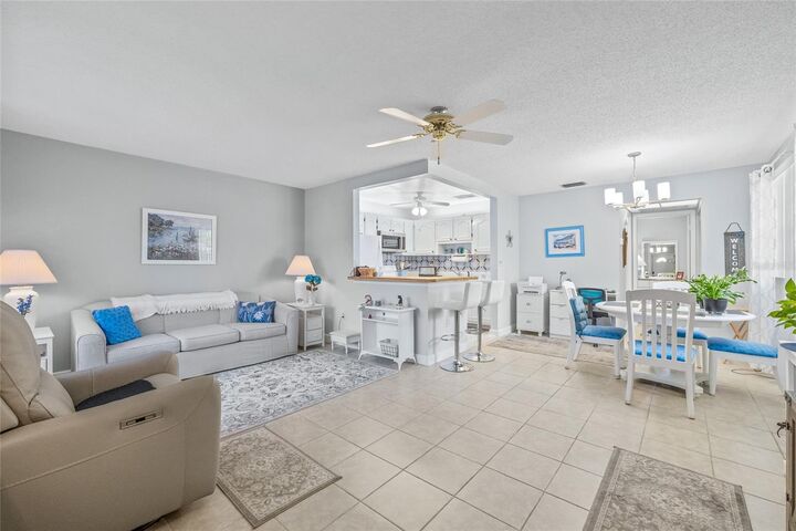 Property Photo: 11923 Boynton Lane B FL 34654