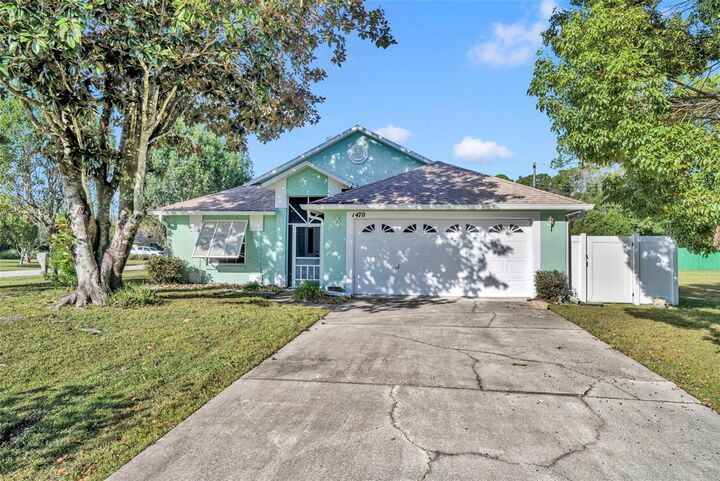 Property Photo: 1470 Colin Kelly Avenue FL 32124