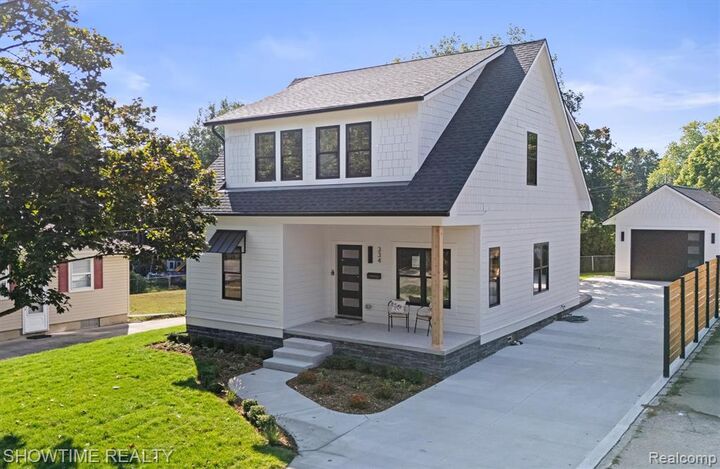 Property Photo:  334 Romeo Road  MI 48307 1560