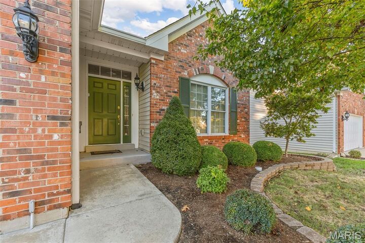 65 Eagle Cove Lane 25B  St Charles MO 63303 photo