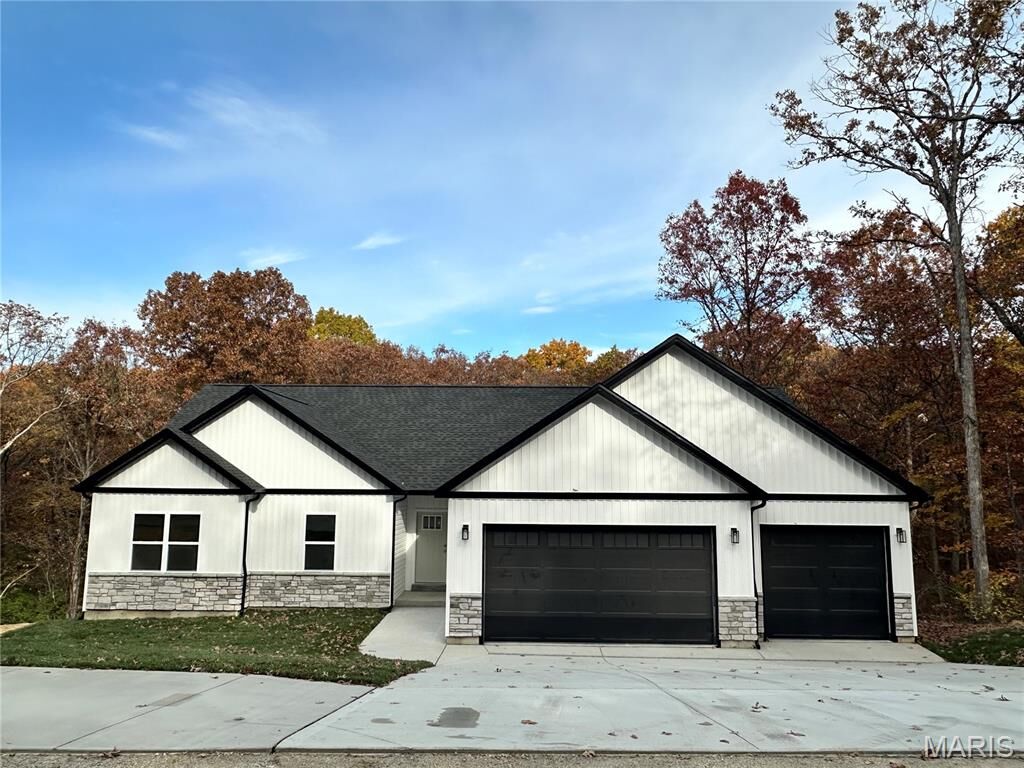 Property Photo:  5 Forest Lake Drive  MO 63390 