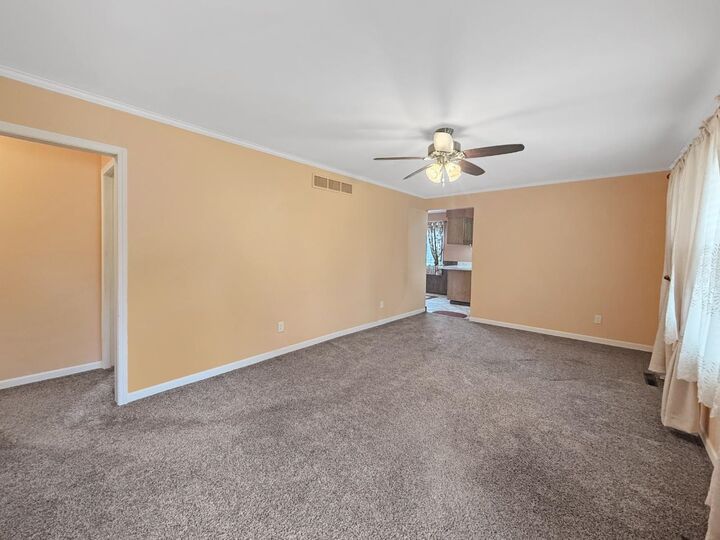 Property Photo: 2013 California Dr ND 58703