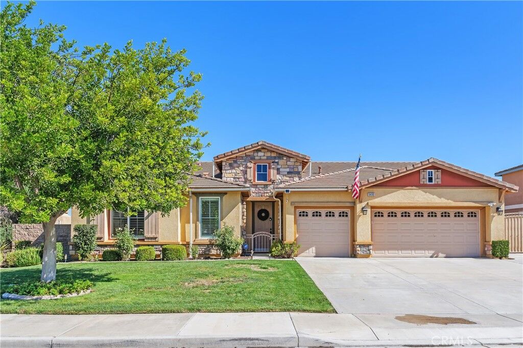 Property Photo: 9490 Paradise Place CA 92508