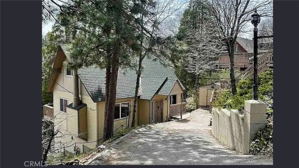 Property Photo: 27425 Peninsula CA 92352