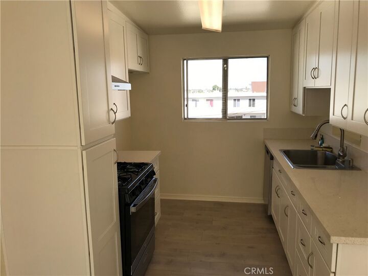Property Photo: 25921 Oak Street 202 CA 90717