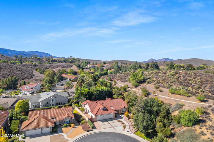 Property Photo: 716 Stetson Court CA 91360