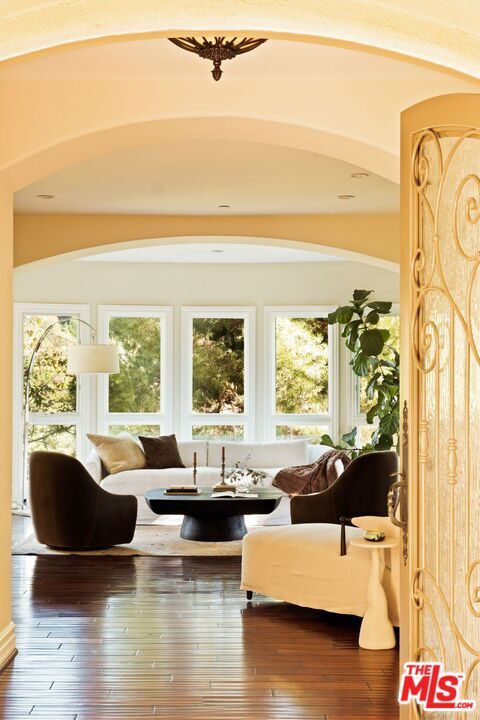 Property Photo:  2505 Bowmont Drive  CA 90210 