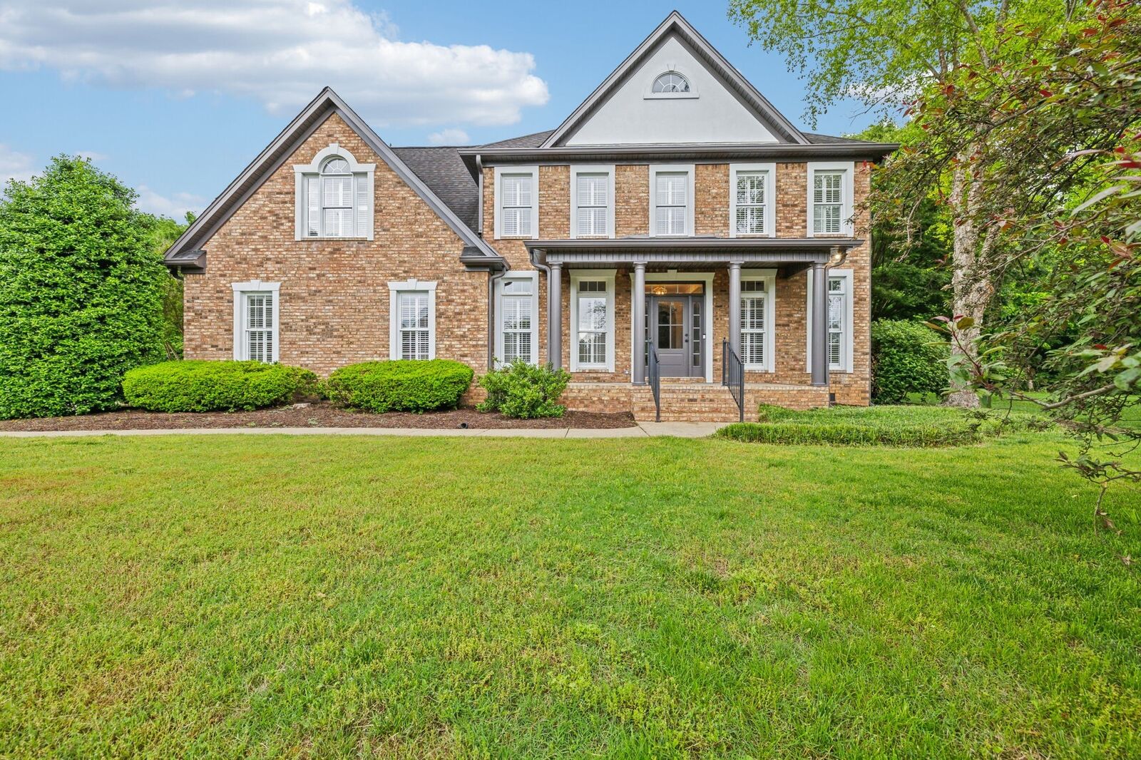 Property Photo: 1207 Mullberry Ct TN 37130