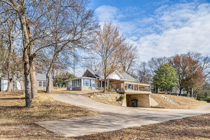 Property Photo:  600 Cherokee Ave  TN 37334