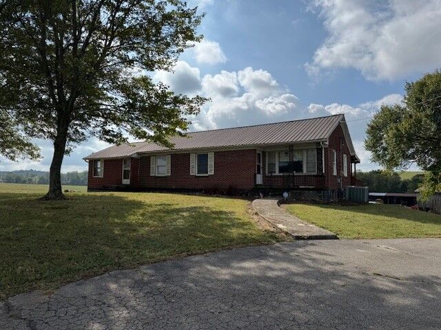 Property Photo: 11065 Clay County Hwy TN 38575