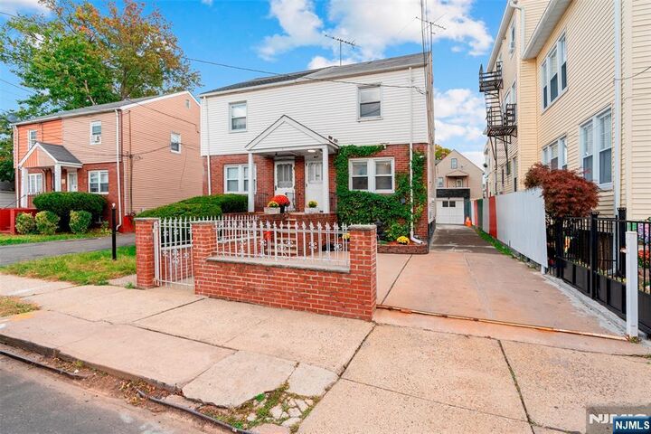 Property Photo:  447 34th Street  NJ 07504