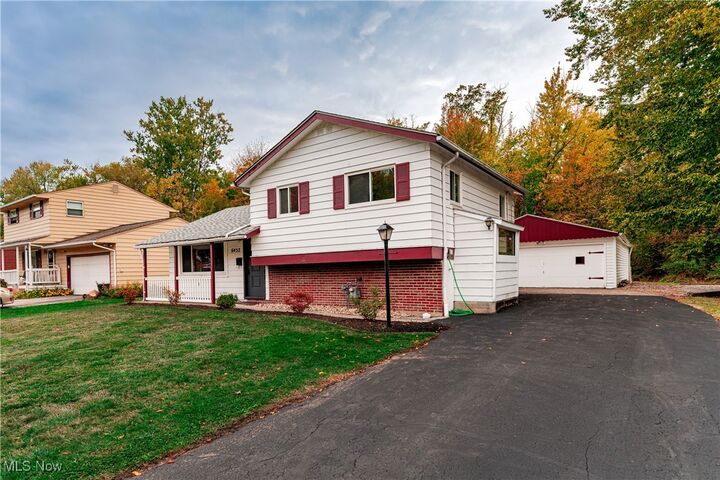 Property Photo:  6452 Brooks Boulevard  OH 44060 