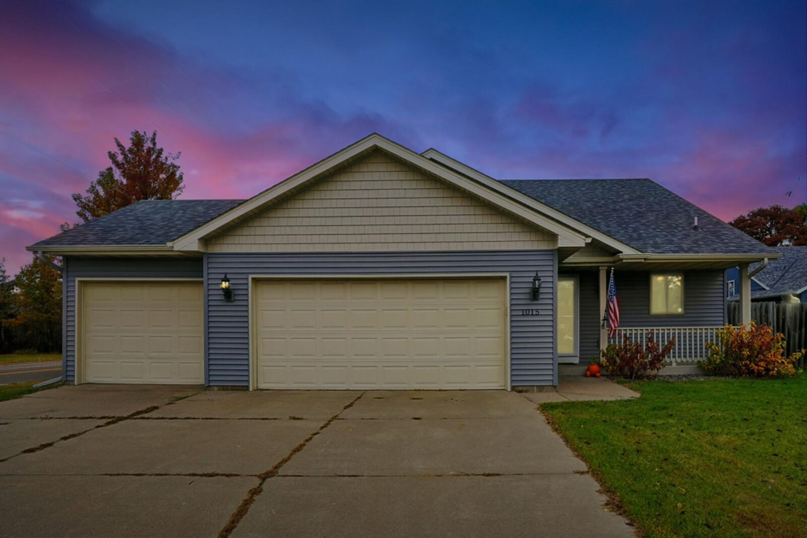 Property Photo: 1015 29th Street NE MN 56379
