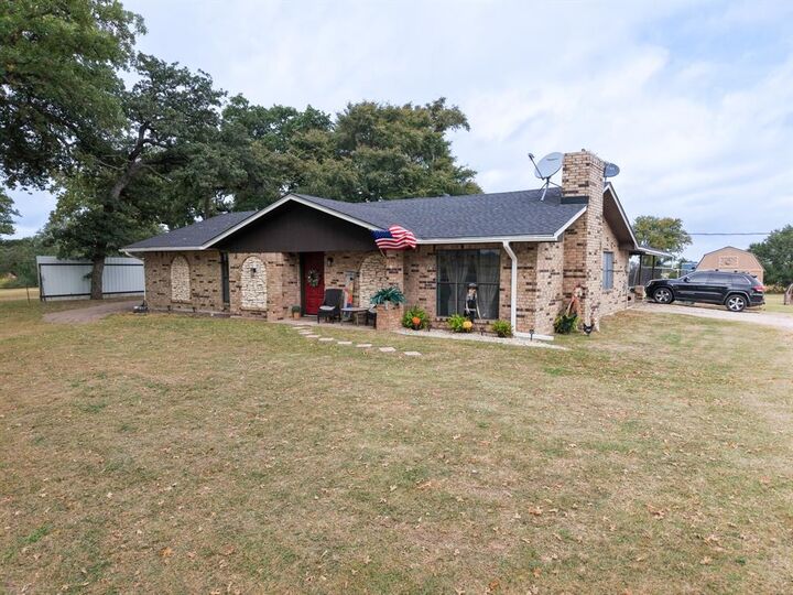 Property Photo:  1170 Fm 1633  TX 76667