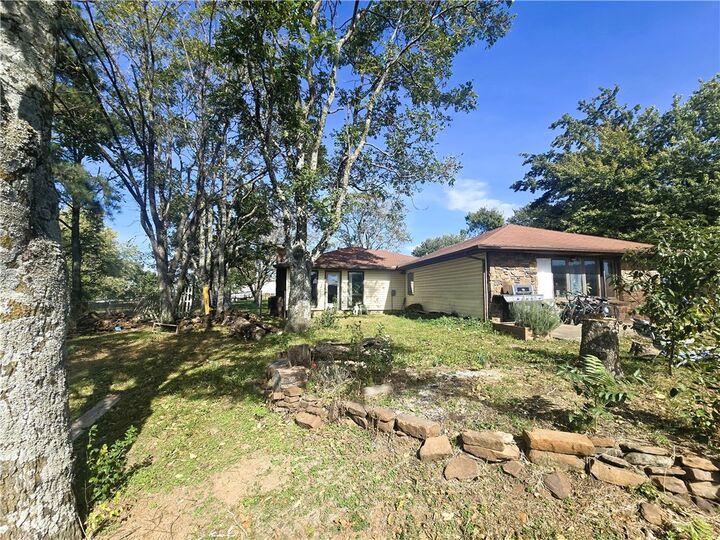 Property Photo: 15944 Bill Campbell Road AR 72753