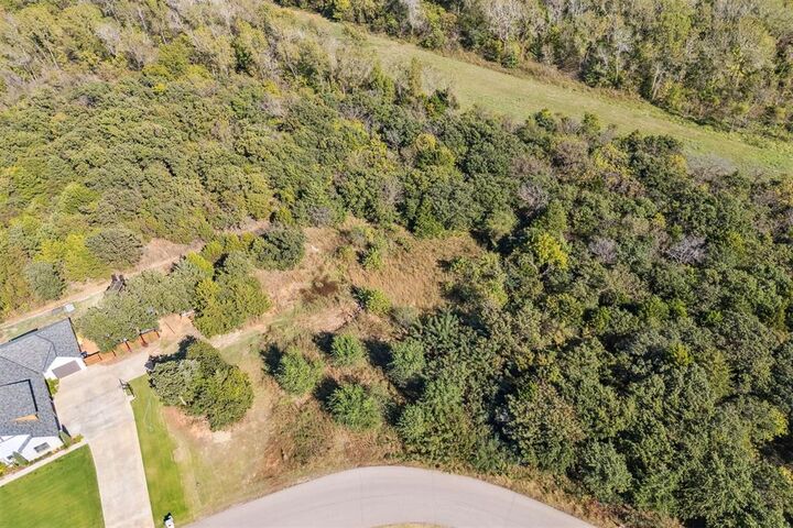 Property Photo: 12416 Thelmas Way OK 73013