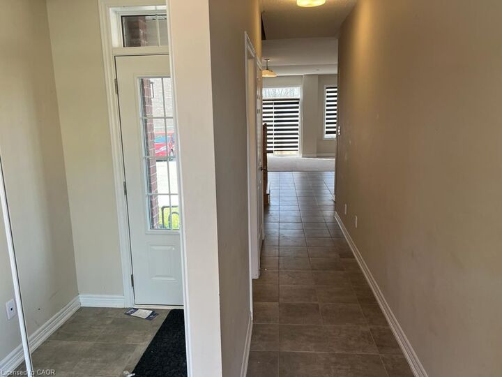 Property Photo: 113 Hartley Avenue 14 ON N3L 0G9