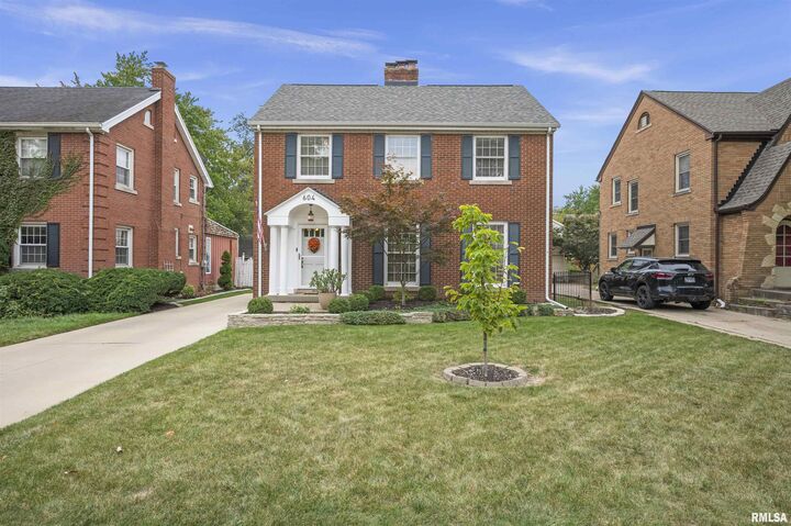 604 W Forrest Hill Avenue  Peoria IL 61604 photo