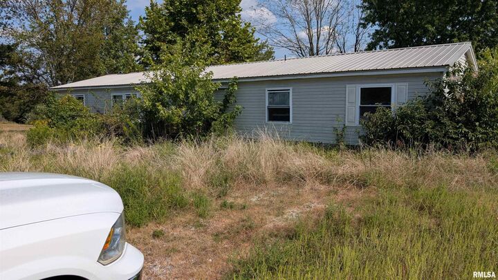 Property Photo: 1390 Eagle Point Bay Road IL 62939