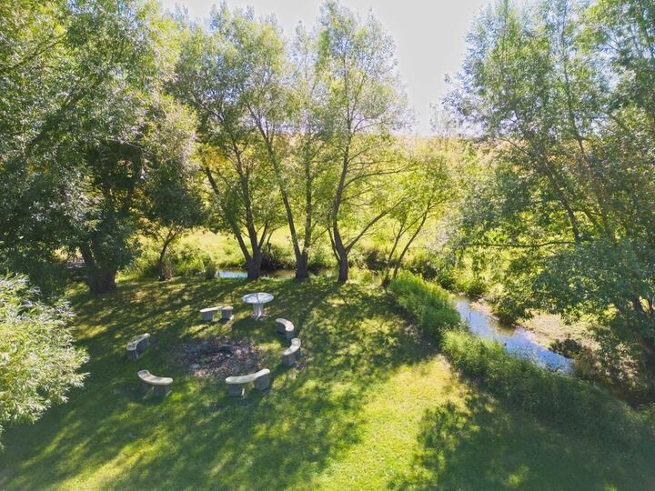 Property Photo: 42082 Range Road 274 AB T0K 1E0