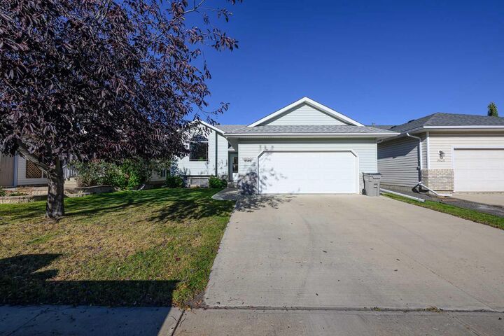 Property Photo:  9842 67 Avenue  AB T8W 2T3