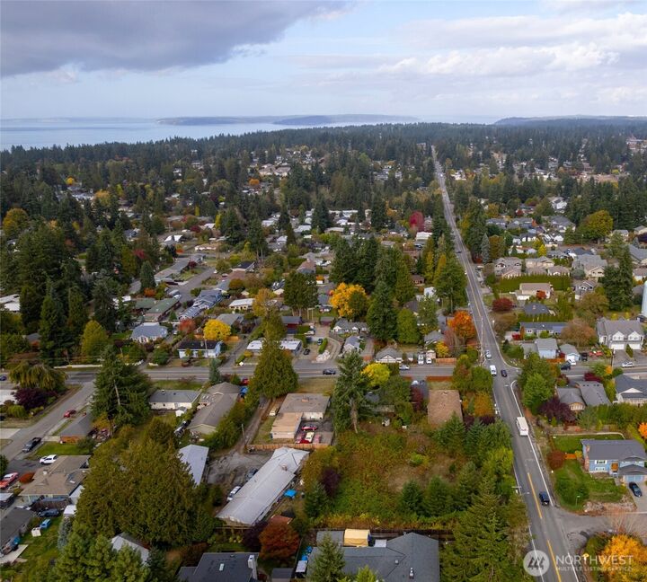 Property Photo: 22820 B 84th Avenue W WA 98026