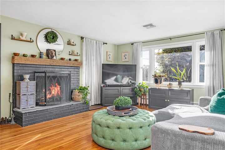 Property Photo:  10 Highland Road  RI 02874 