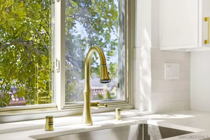 Property Photo:  10668 Dabney Dr 122  CA 92126 