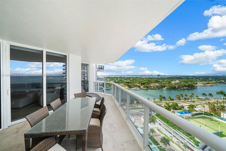Property Photo: 4775 Collins Ave 1708 FL 33140