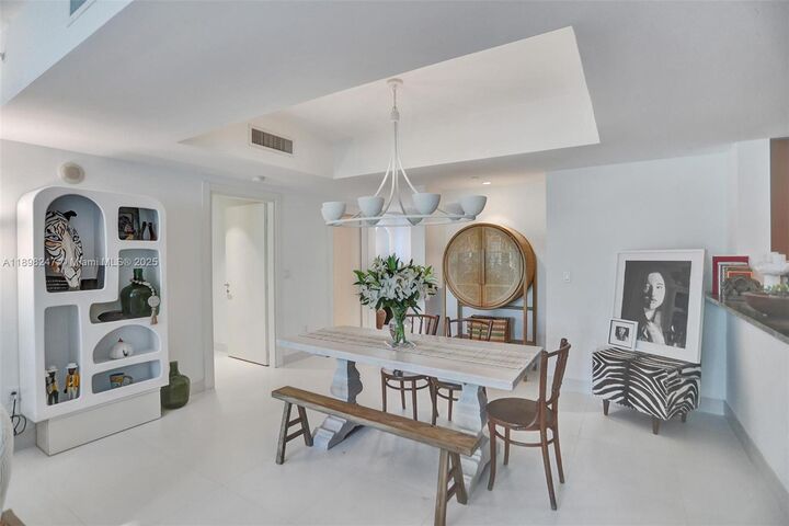 Property Photo: 2627 S Bayshore Dr 506 FL 33133