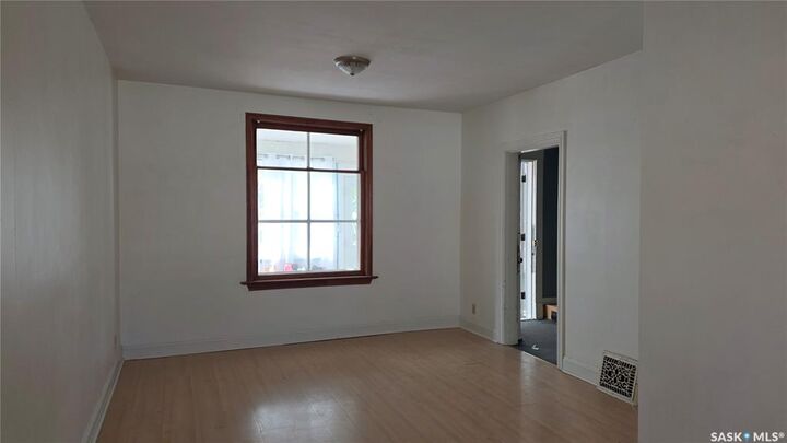 Photo de la propriété:  2143 Cameron Street  SK S4T 2V7