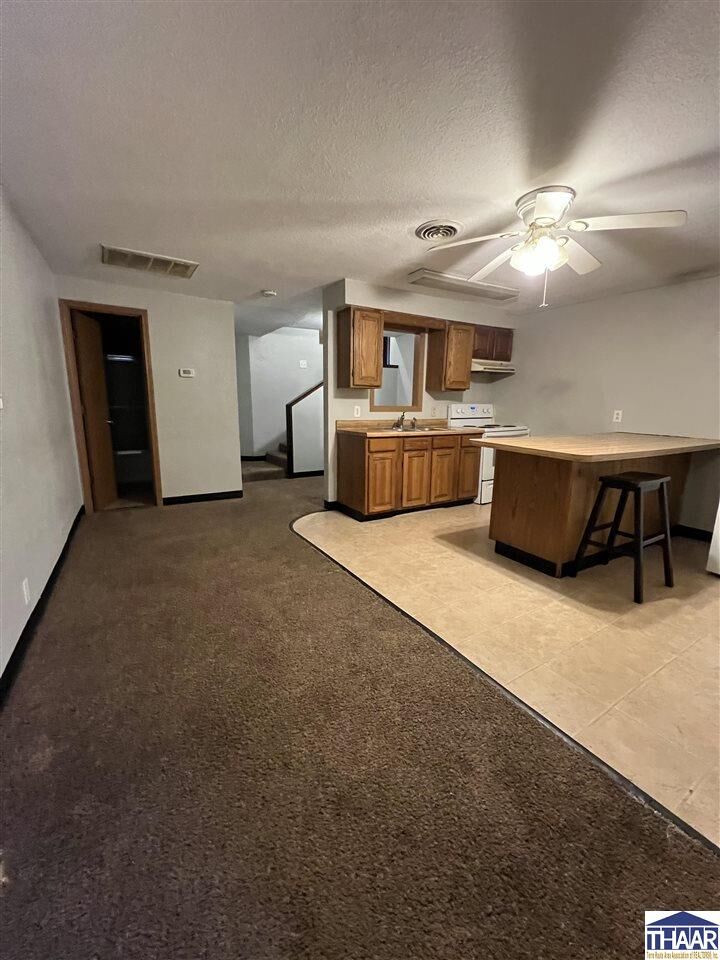 Property Photo: 5 S 5th Street Apt 204 IN 47807