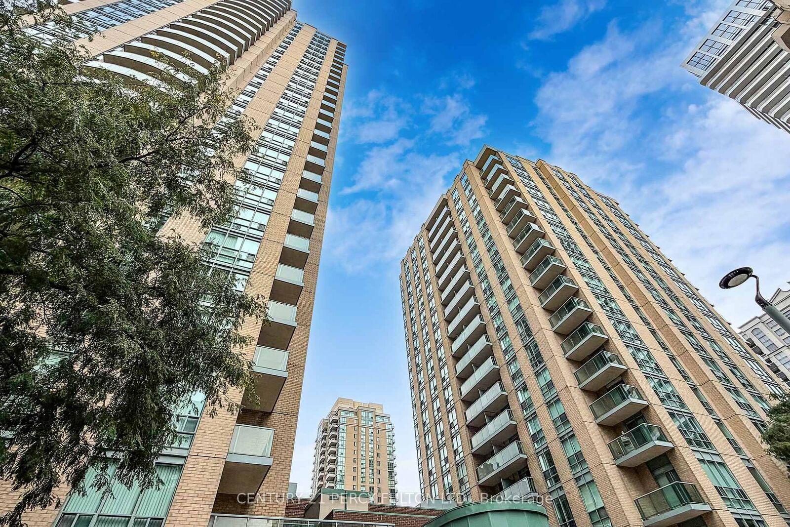 Photo de la propriété: 22 Olive Avenue 2606 ON M2N 7G6