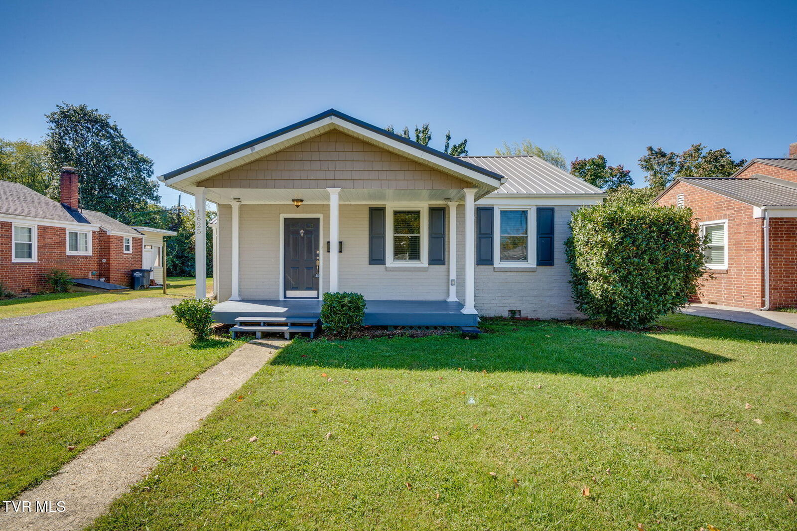 Property Photo:  1625 Carolina Avenue  TN 37664 