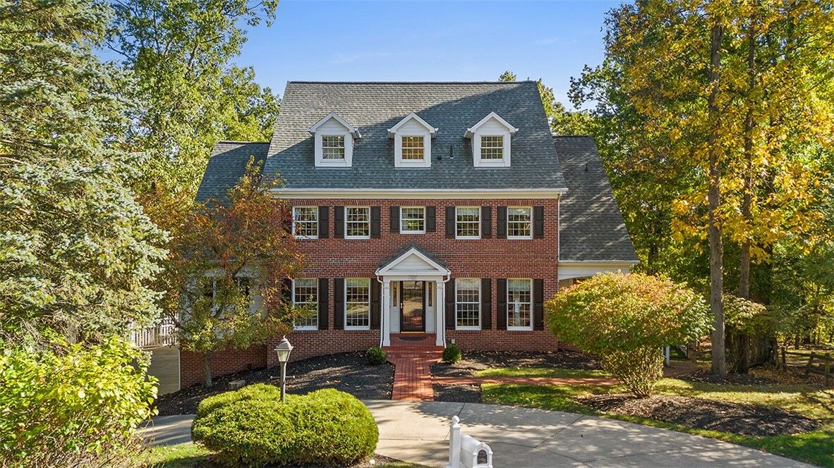 Property Photo: 409 Bryn Ct PA 15237
