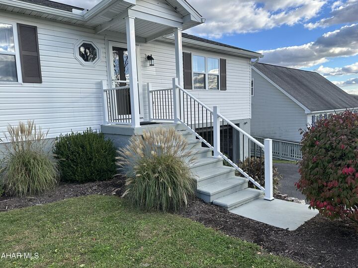 Property Photo: 1816 N 11th Avenue PA 16602