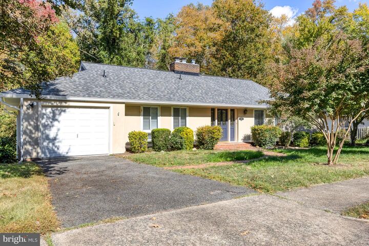 Property Photo: 3712 Maryland Street VA 22309