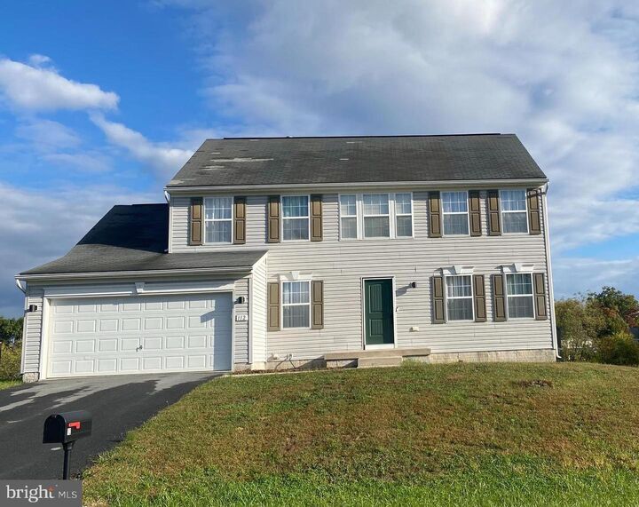 Property Photo: 112 Equinox Way W WV 25401