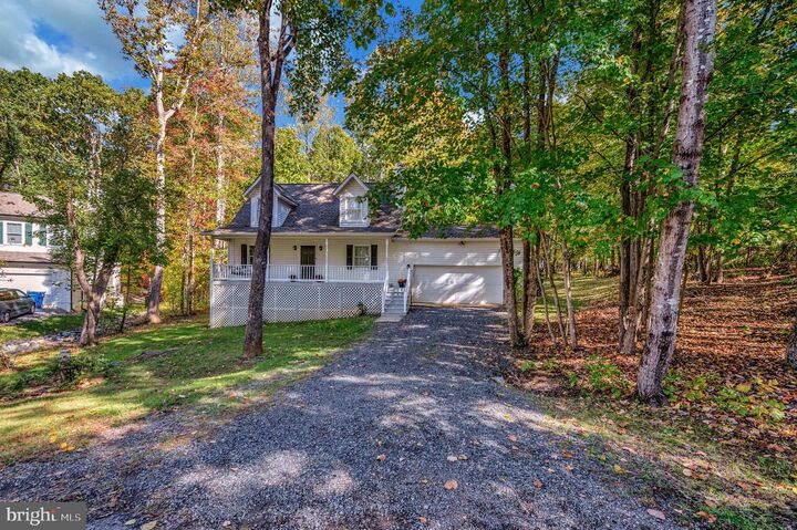 Property Photo: 12503 Flock Court VA 22551