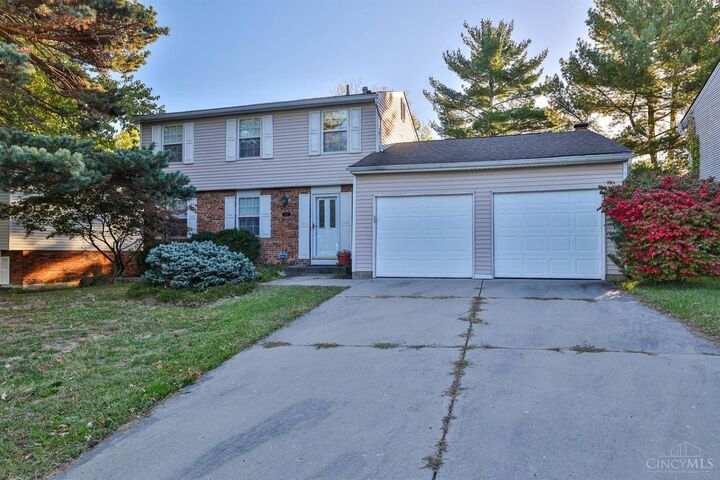 Property Photo:  4212 Delryan Drive  OH 45238